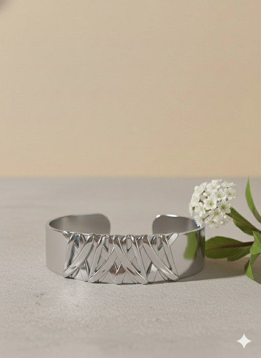 Liage Cuff